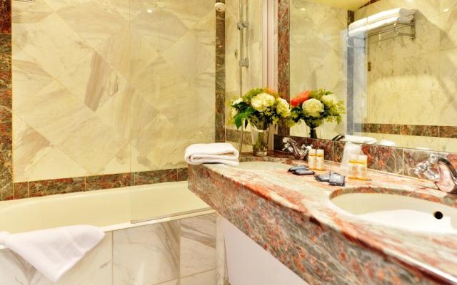 Hotel Renoir*** Paris Montparnasse