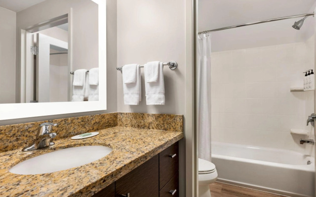 Towneplace Suites by Marriott Harrisburg West/Mechanicsburg