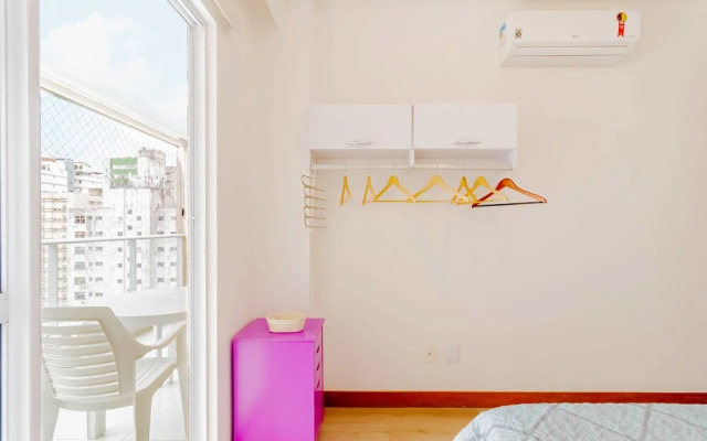 BR06 Quarto e Sala - 550m Praia da Barra