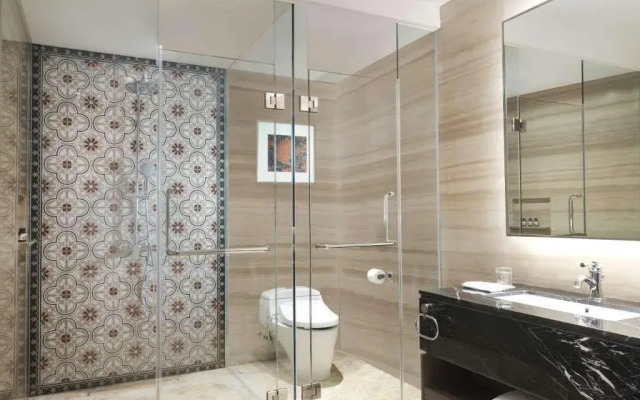 Hotel Tentrem Semarang