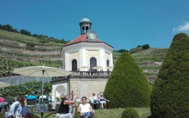 Charming Apartment in Radebeul