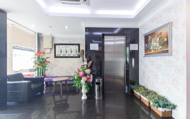 Amani Hotel