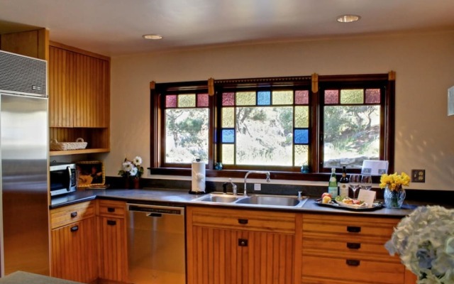 3573 Captain's Castle