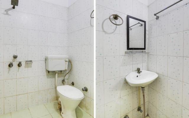 Flagship Radhey Shyam Inn Near Sahara Ganj Mall