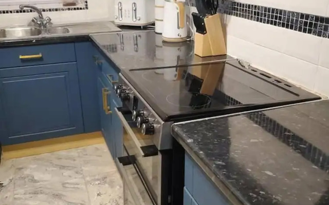 Beautiful 2-bed House in Bridgend