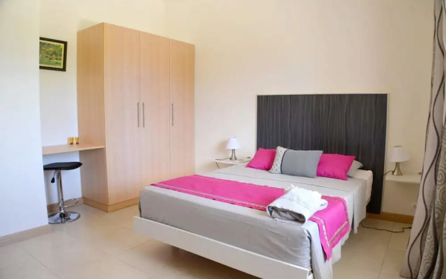 Apartment With 2 Bedrooms in Balaclava, With Shared Pool, Enclosed Garden and Wifi - фото 4