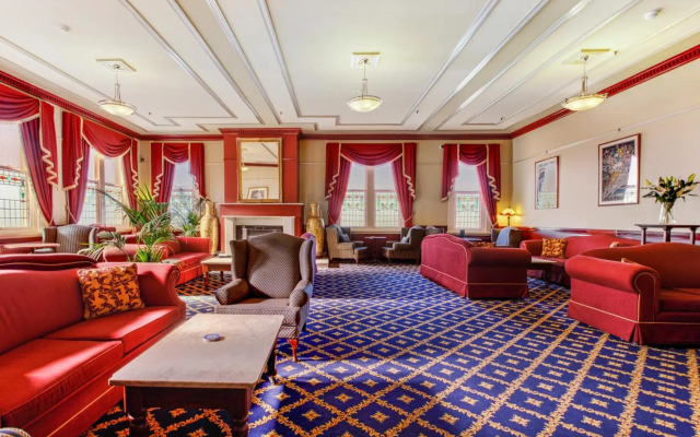 The Carrington Hotel