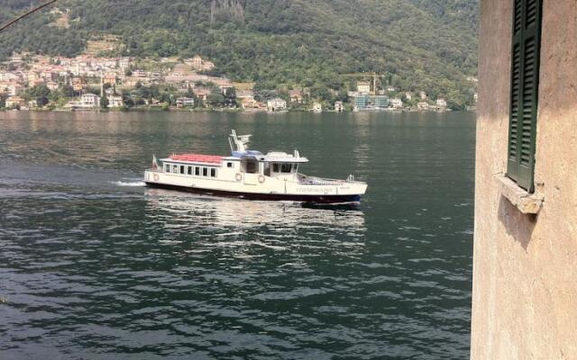 Careno directly to the Lake of Como
