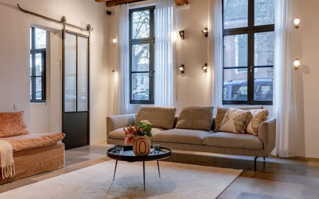 Huswell - Architect gem in the Heart of Ghent