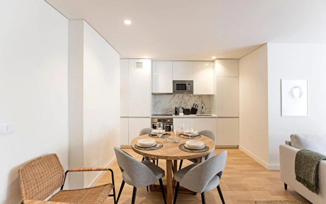 Paraíso -1B w/ AC & Patio by LovelyStay