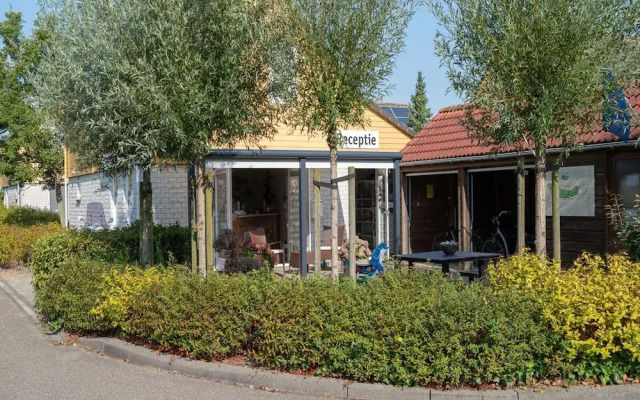 Zeeland Retreat; Sauna and Seaside Charm