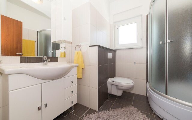 Awesome Home in Saldun With Wifi and 3 Bedrooms