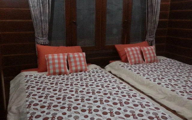 Rim Nam Kong Homestay & Campsite