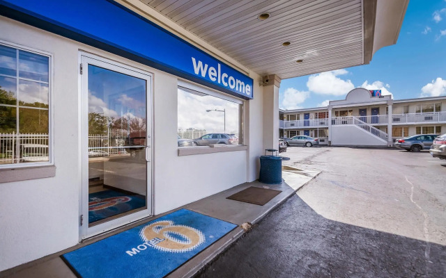 Motel 6 Washington, DC - Convention Center