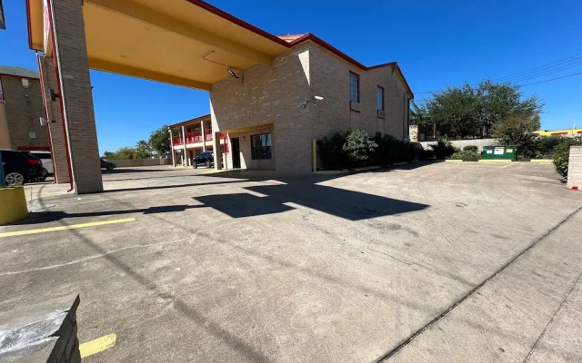 Executive Inn & Suites Lackland AFB