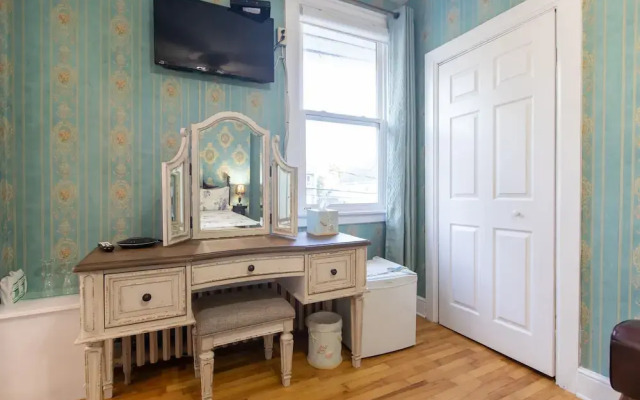 Prince Street Suites