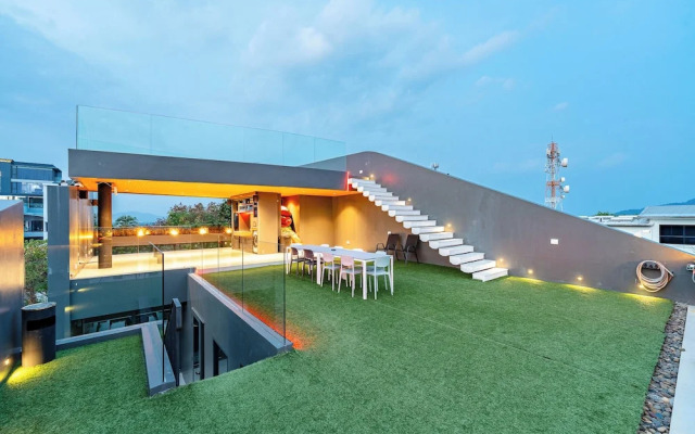 Beautiful Sea View Full Smart House 3BR