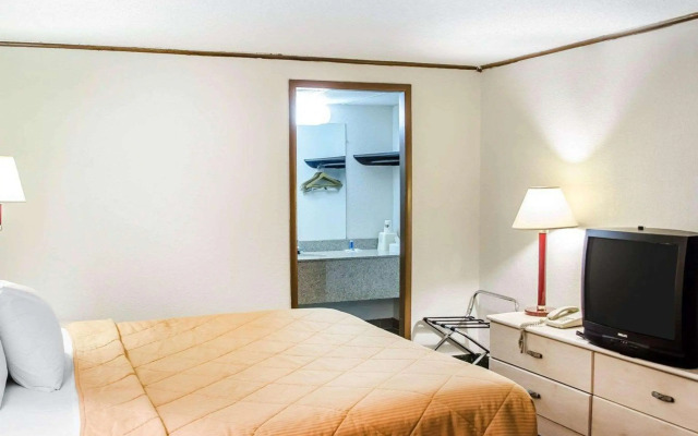 Rodeway Inn Carlisle