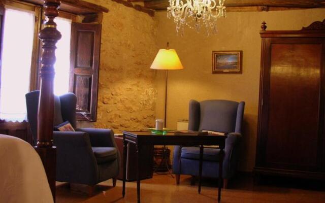 Casa Rural Maderolum