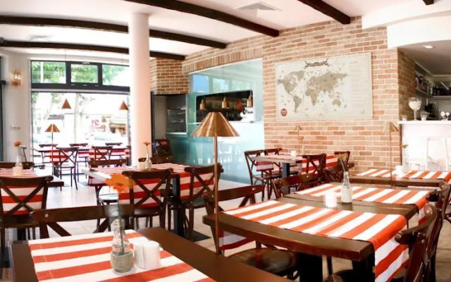 Apartamenty Mesa Grill Restaurant Cafe