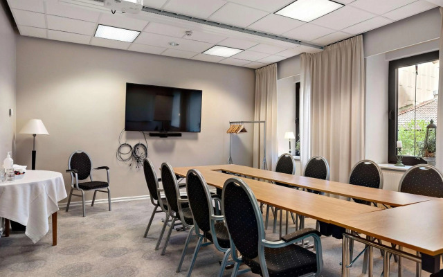 Best Western Plus Grand Hotel
