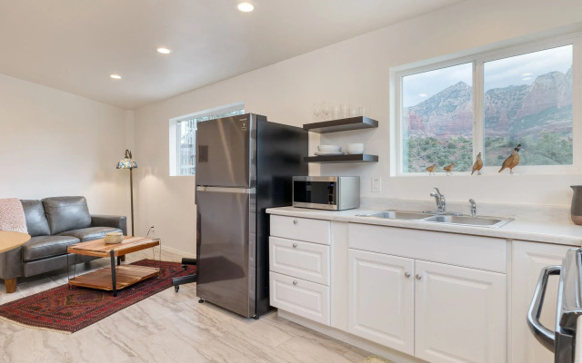 The Viewpoint by Avantstay Luxe Home + Spa/views