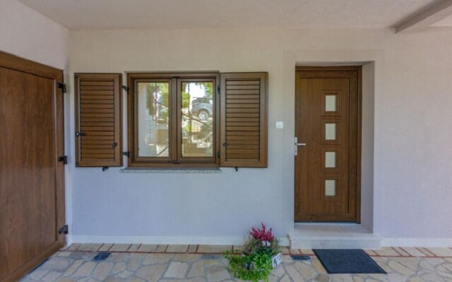 Apartment Anton 6 1 pax