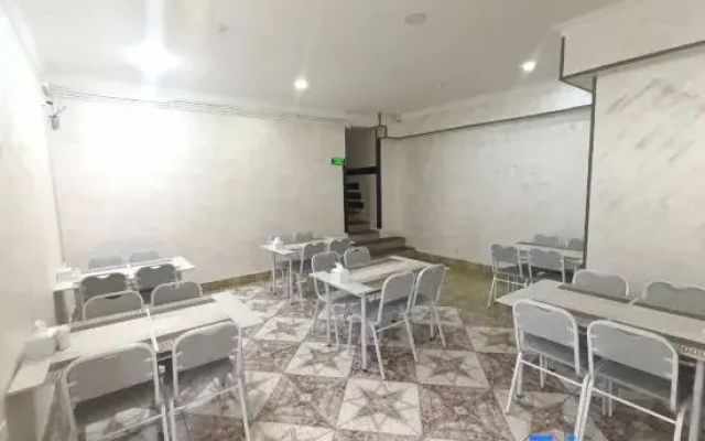 Art Home Hotel