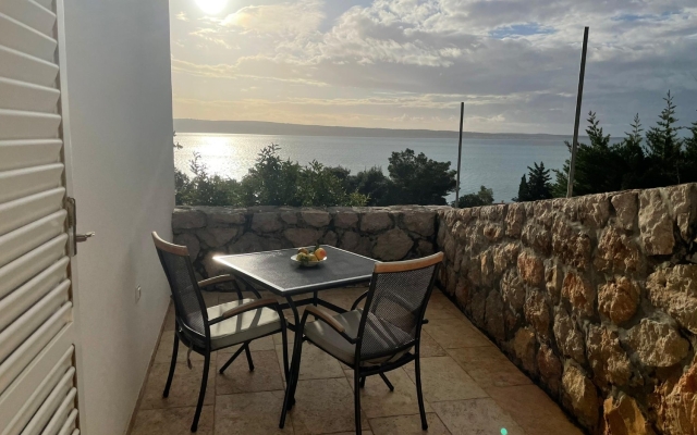 Apartment Ante - 200 m from beach: A2 Starigrad-Paklenica, Zadar riviera