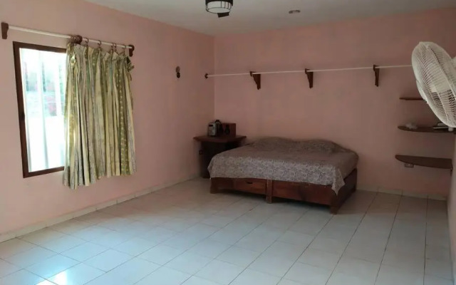 Casa M&P: Casa Amplia cerca del mar de Chelem