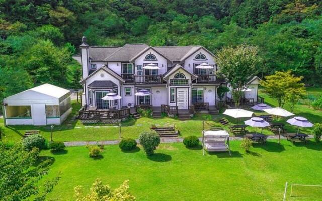 Hongcheon Star Sonata Pension