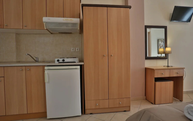 Irida Apartments