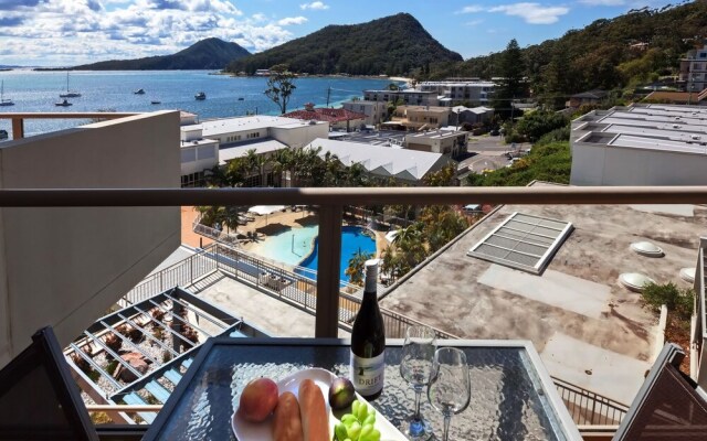 Barrington, 709/35-45 Shoal Bay Road