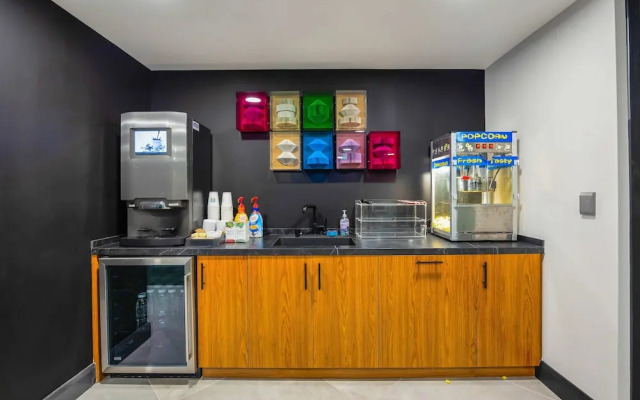 Luxury 2BR by Oneluxstay