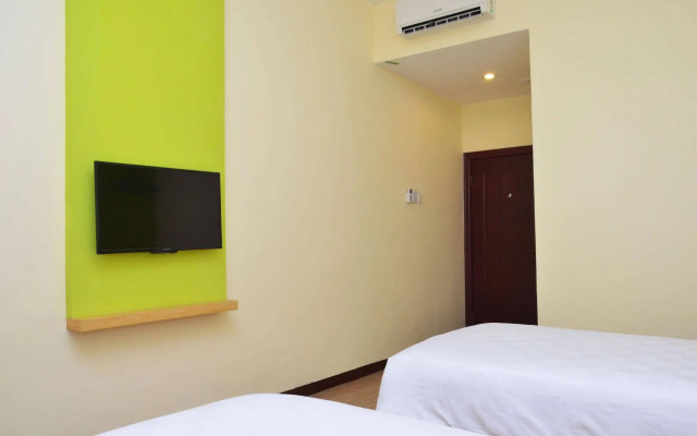 ZEN Rooms Raya Rungkut