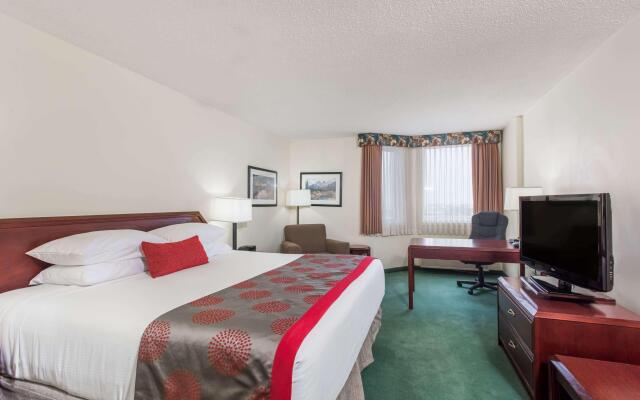 Divya Sutra Plaza and Conference Centre Calgary Airport