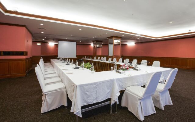 Centara Life Hotel Mae Sot