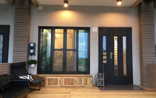 Wave Backpackers - Hostel