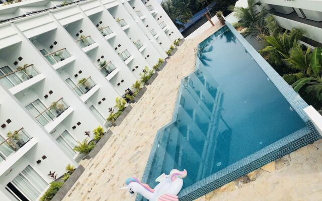 Beach River Resort