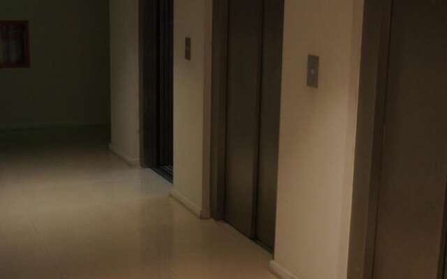 Olmos Suites