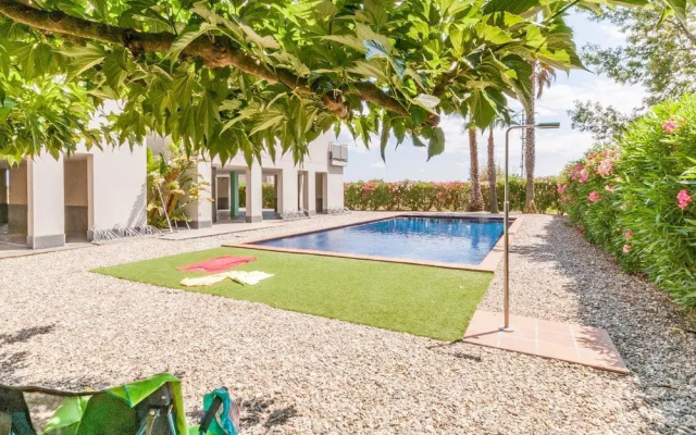 Spacious Apartment in Bon Relax With Swimming Pool