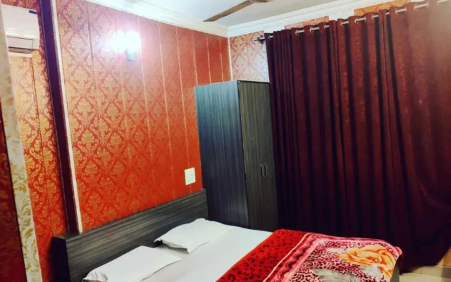 Hotel Novelty