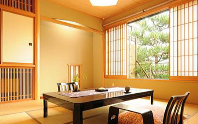 Kusatsu Onsen EKINARIYA RYOKAN