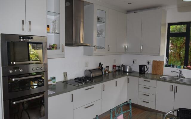 Spacious 5 Bedroom House in Cape Town