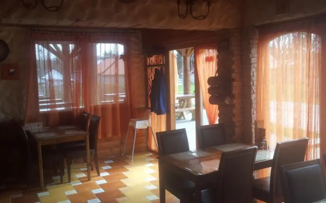 Liliom Apartmanház Kehida