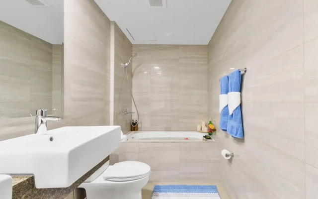 Bayshore Luxe by Prime