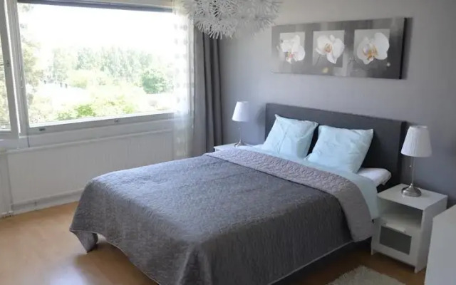 East Side Helsinki Apartment