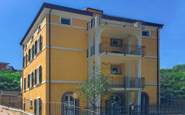 HOTIDAY Apartment Collection - Lerici Terrediliguria