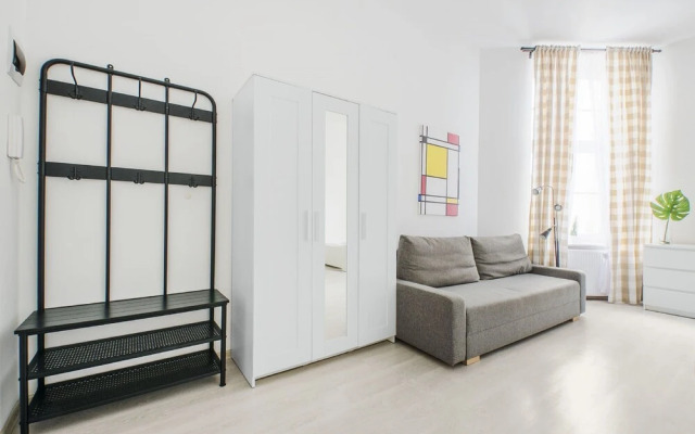 Apartstate On 6 Sierpnia 37