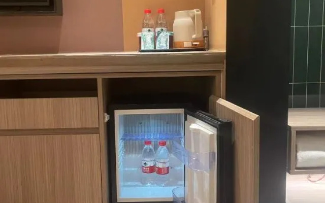 Orange Hotel (Beijing Tongzhou Global North Canal Hotel)